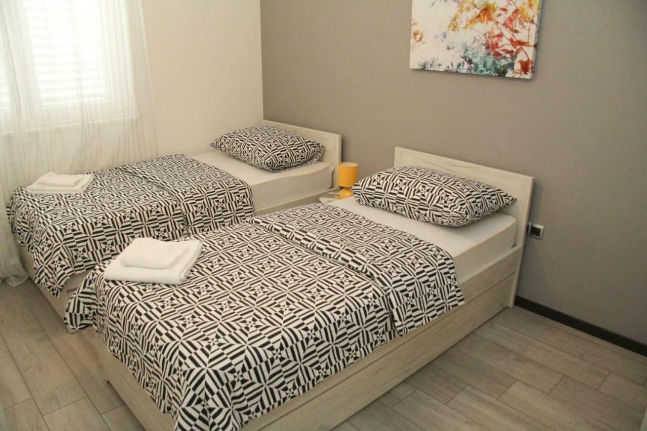 Apartman Rina,ビオグラード・ナ・モル エクステリア 写真